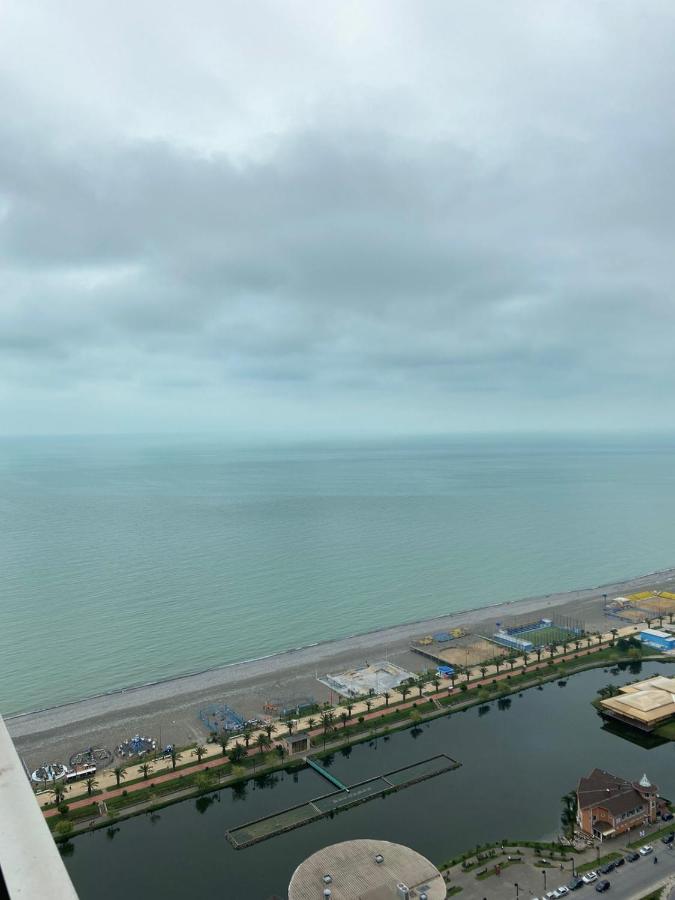 Orbi City Hotel On The Sea Batumi Exterior photo