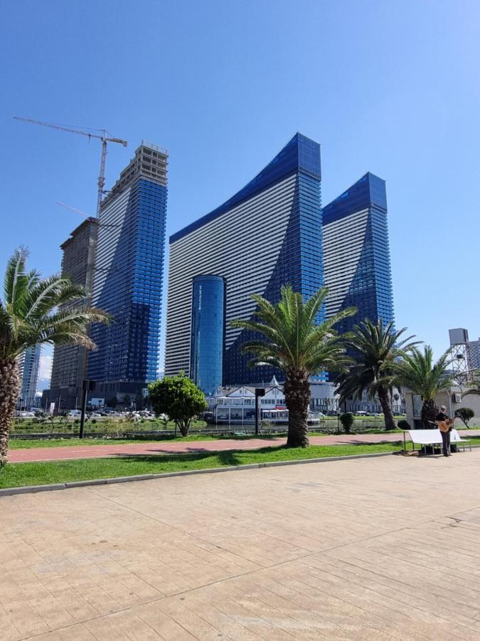 Orbi City Hotel On The Sea Batumi Exterior photo